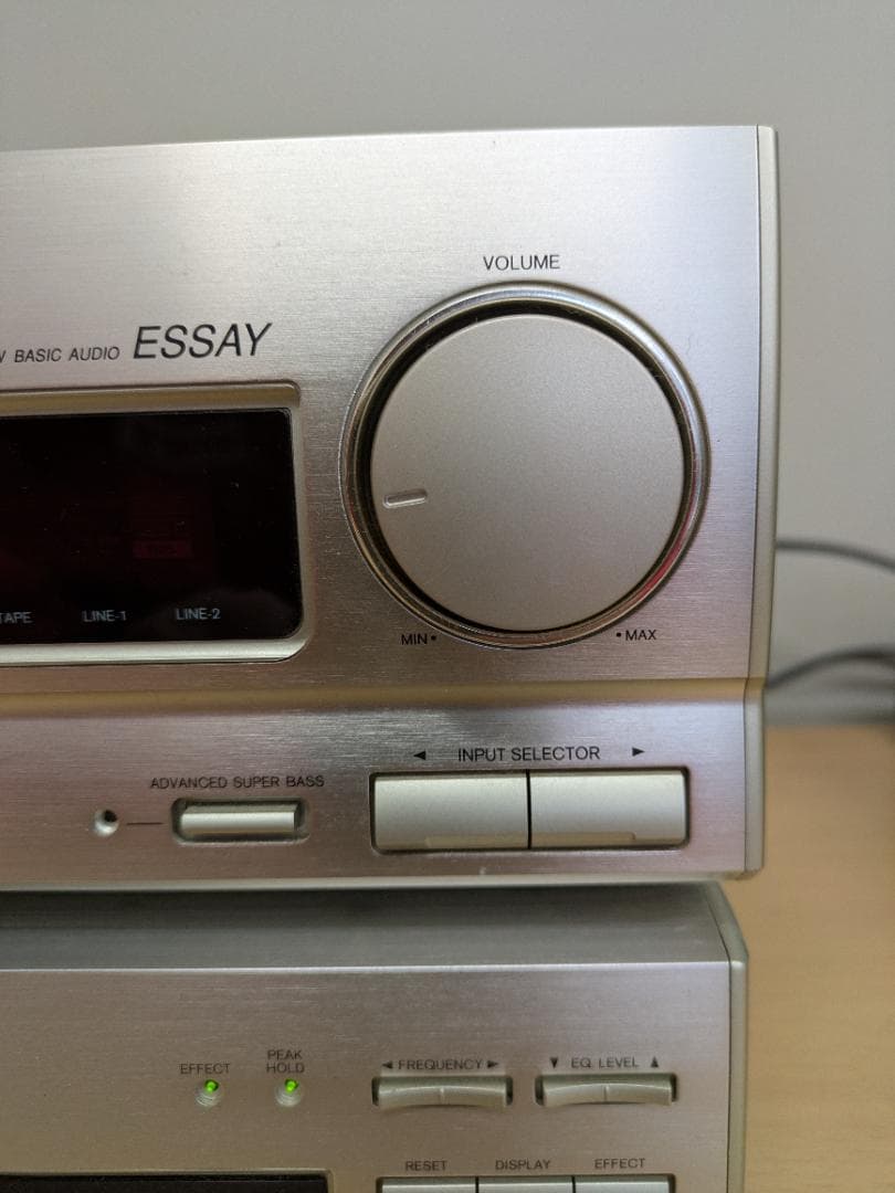 と*ゅ様 オンキョー　Ｒ-A7.ＥＱ-A5 チューナーアンプ、イコライザー