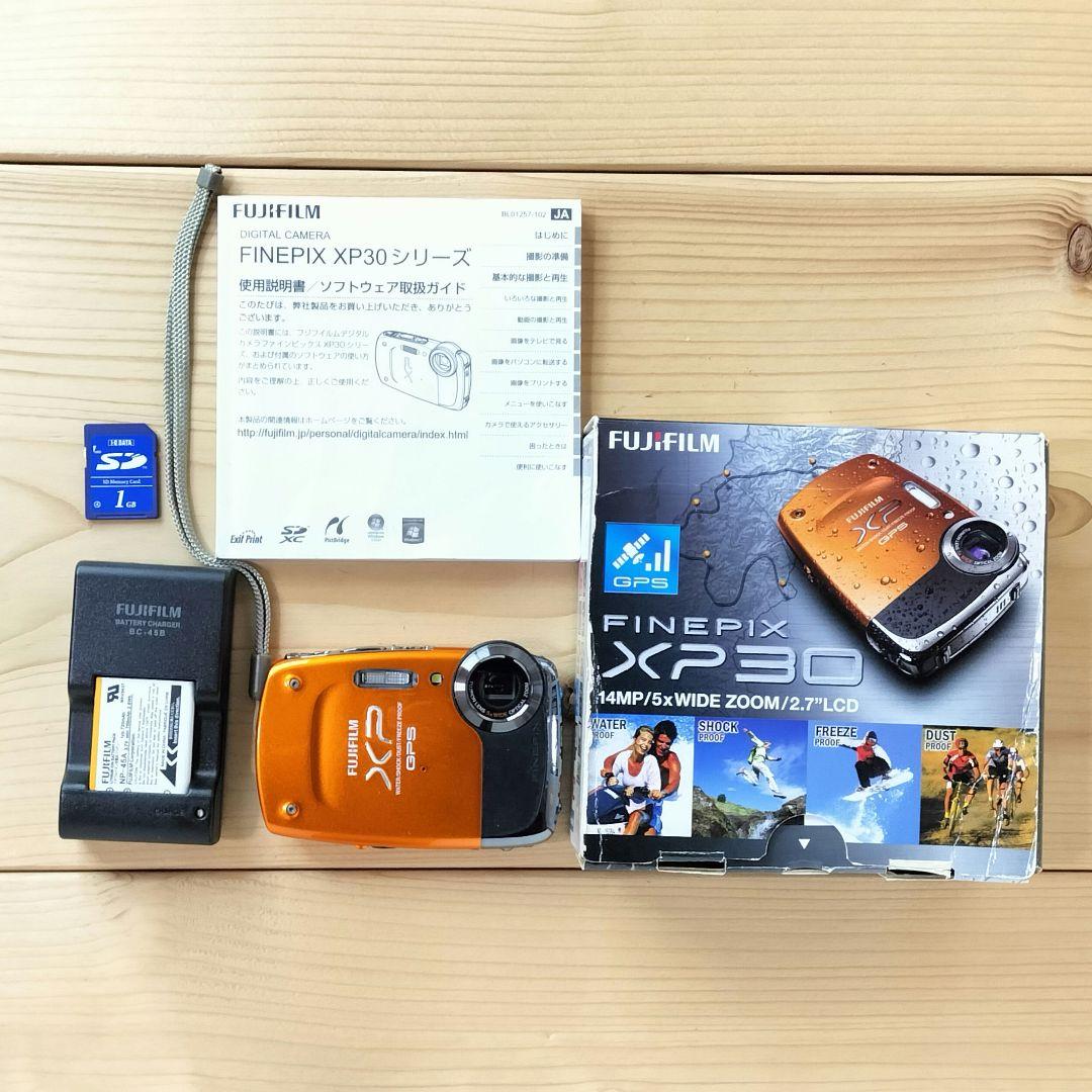 ★動作OK、充電器付き★FUJIFILM フジフィルム FINEPIX XP30