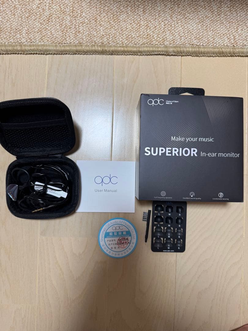 イヤホン QDC SUPERIOR Piano Black