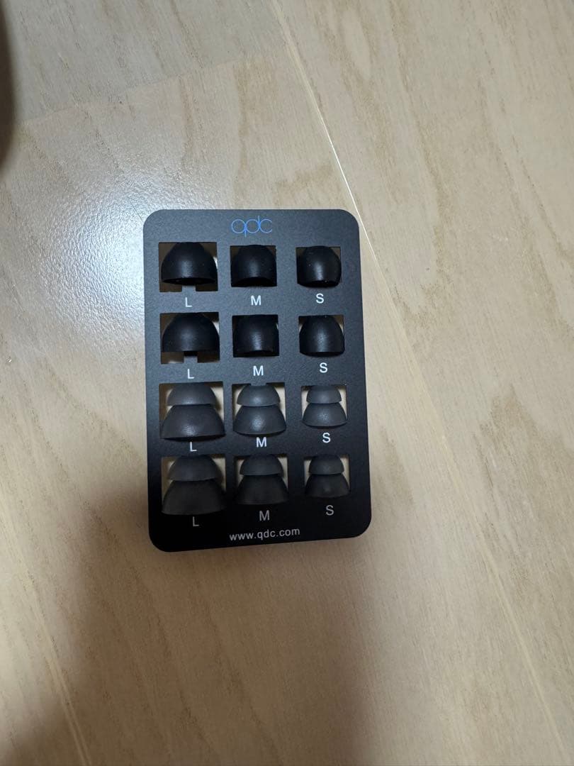 イヤホン QDC SUPERIOR Piano Black