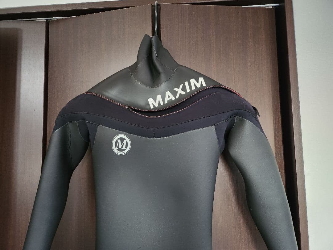 マキシムMAXIMセミドライスーツ5×3㎜