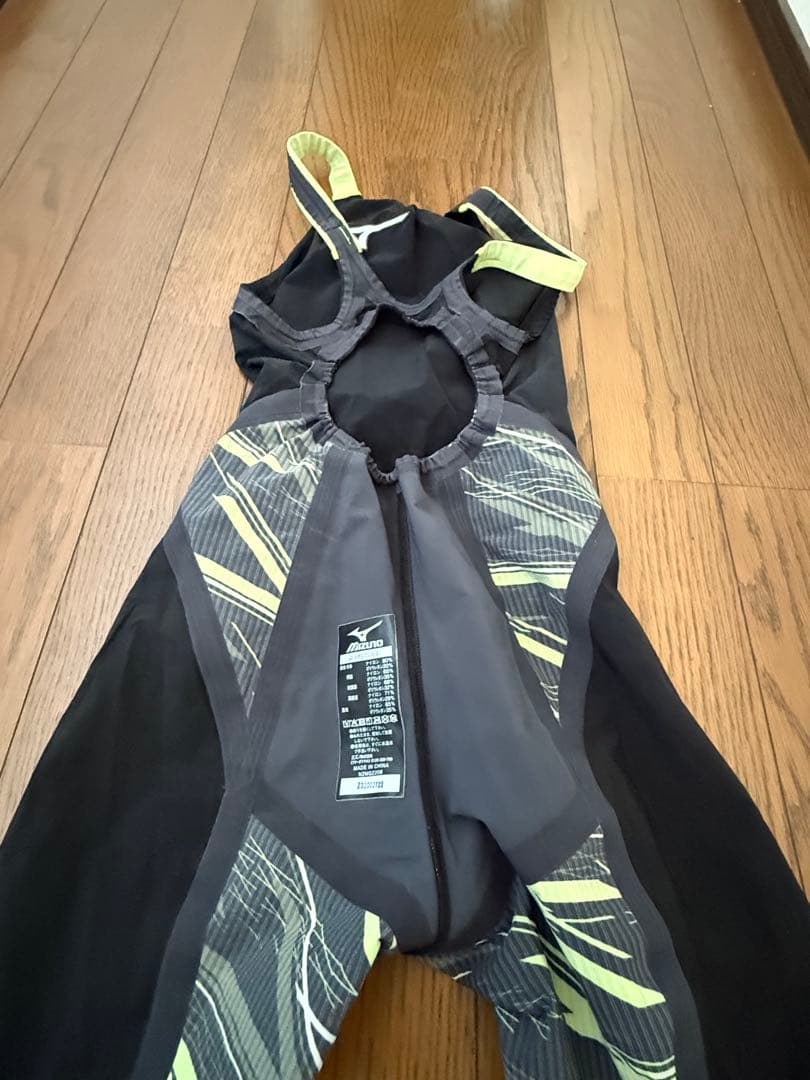 美品　ミズノ　高速水着　競泳水着　GX SONIC NEO AG S