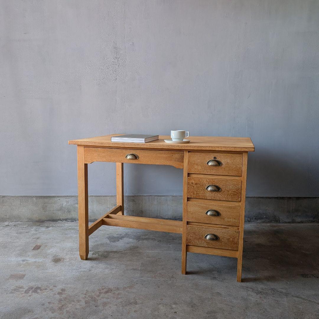 【古家具】昭和中頃〜後期ぐらいに作られた大きめな机　作業台　ワークデスク