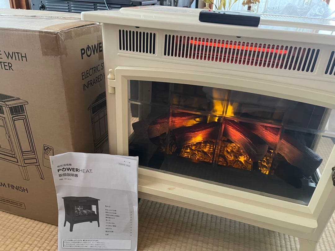【極美品】QVC 暖炉型ファンヒーター DFI-5010-04 リモコン付き
