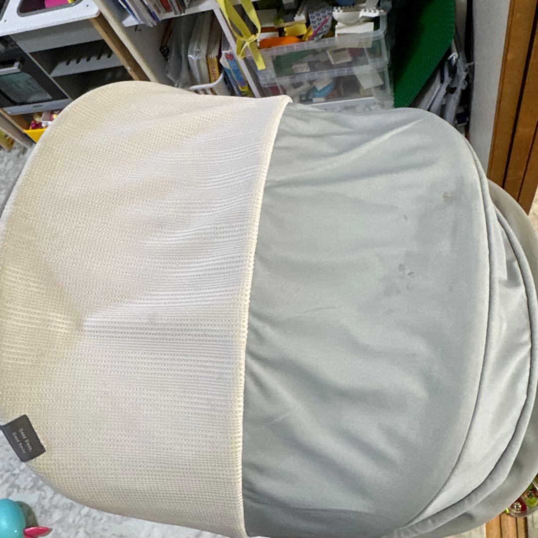 ハッピースマイルCombi ベビーシート グレー ストライプ