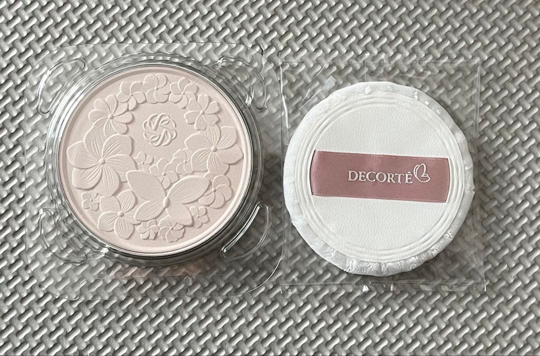 コスメデコルテ　マルセルワンダーコレクション　フェイスパウダー
