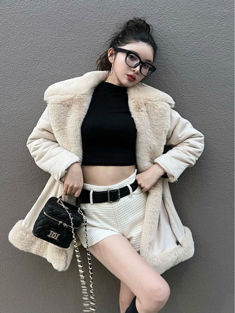 新品タグ付き ダーリッチ ツイードベルトショートパンツ ホワイト Mサイズ 白