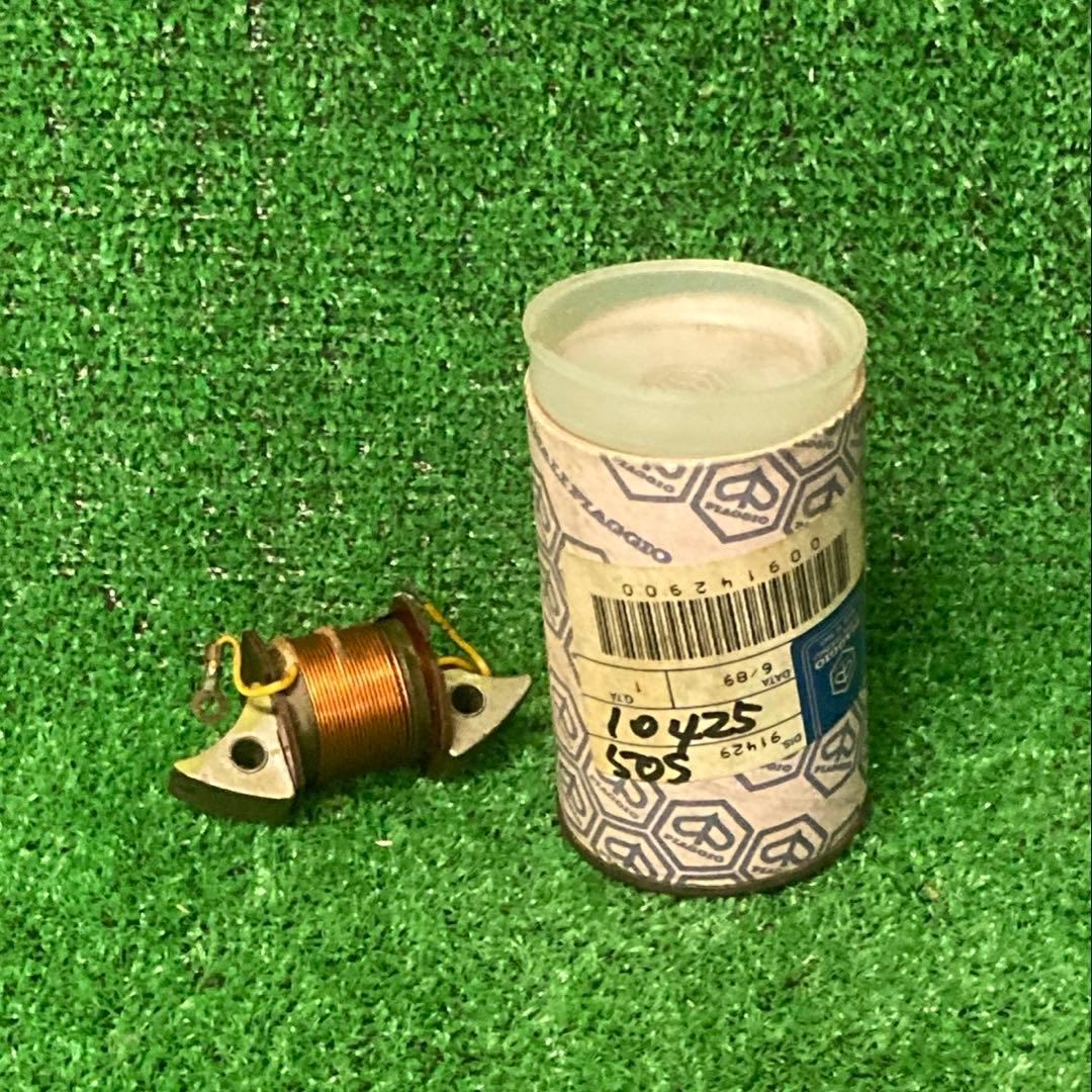 ♡早い者勝ち★当時物【ベスパ】V50S/100 点火系発電コイル純正