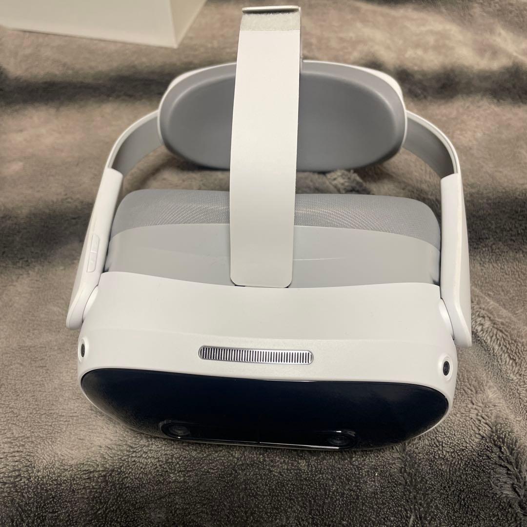 PICO4ultra VRヘッドセットとモーショントラッカー3点セット＋‪α