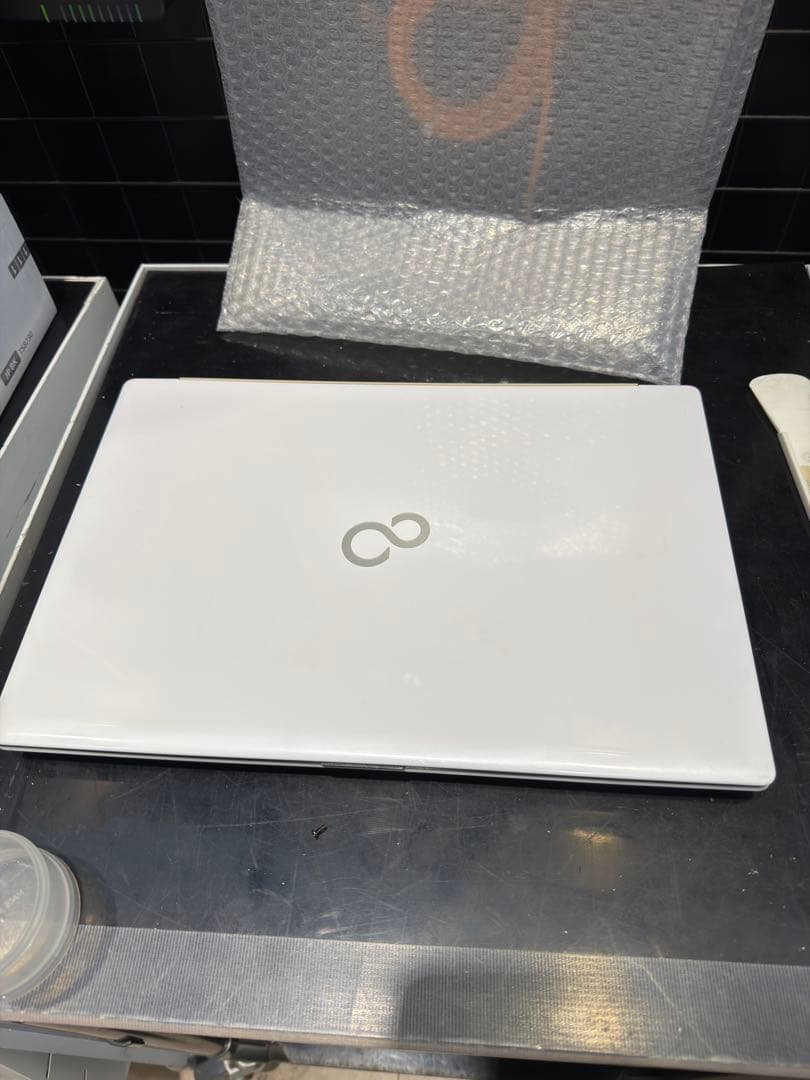 n*5様 LIFEBOOK AH45/DW ホワイトノートPC FMVA45DW