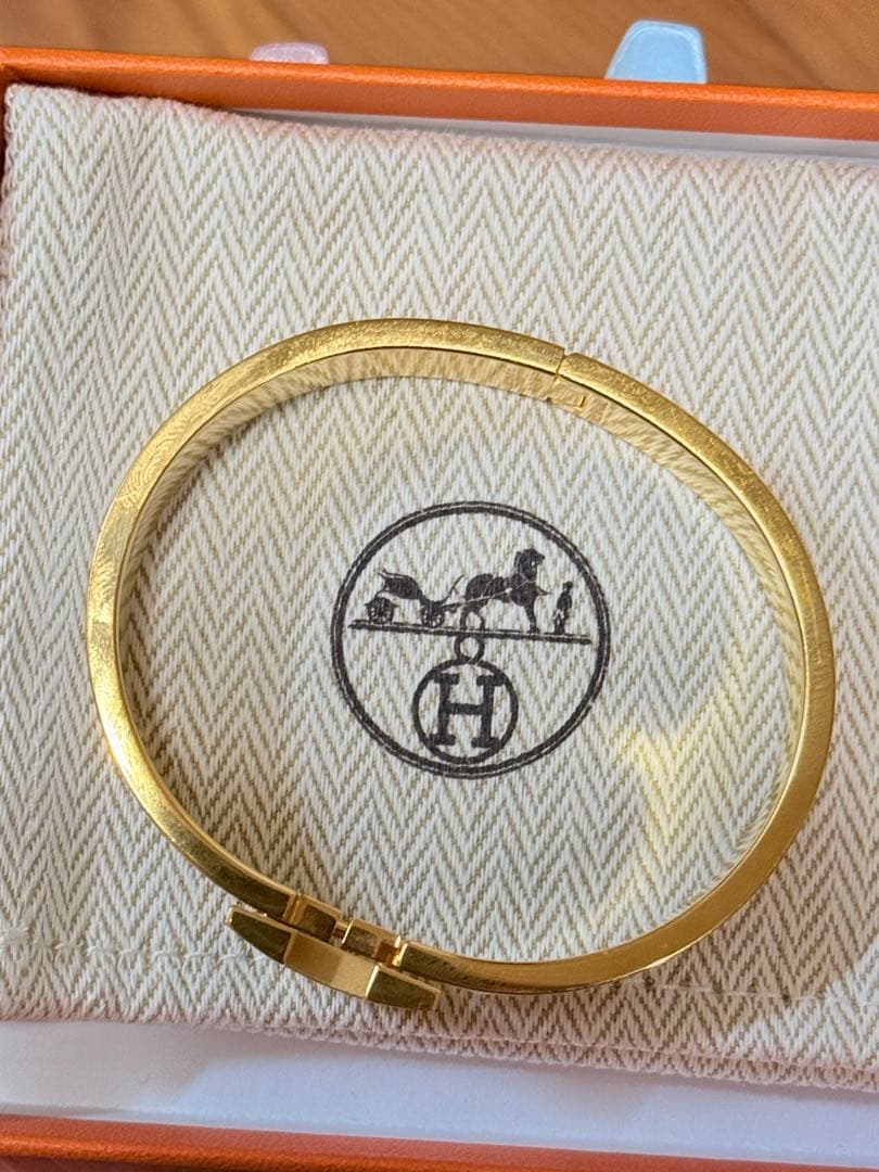 HERMESエルメス ゴールド ホワイト バングル