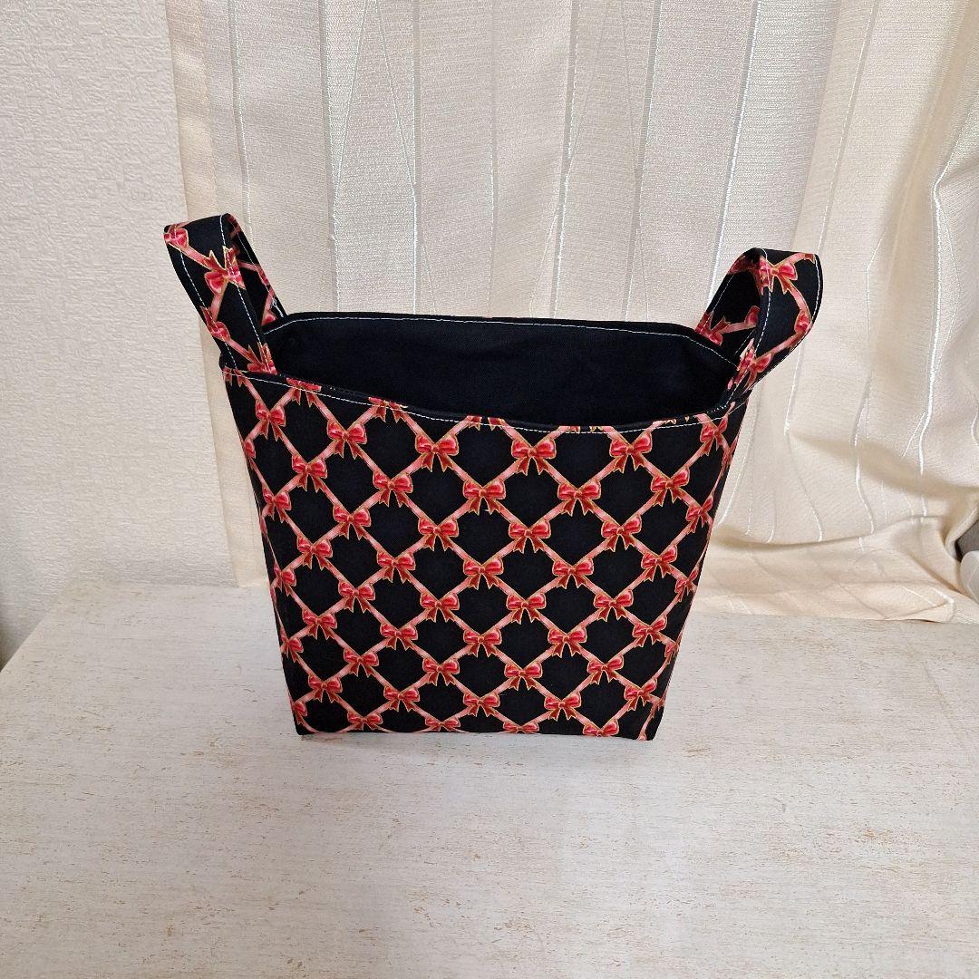 激レアねこと女の子パネル生地　ハンドメイド　まちなしバッグ　布バスケット