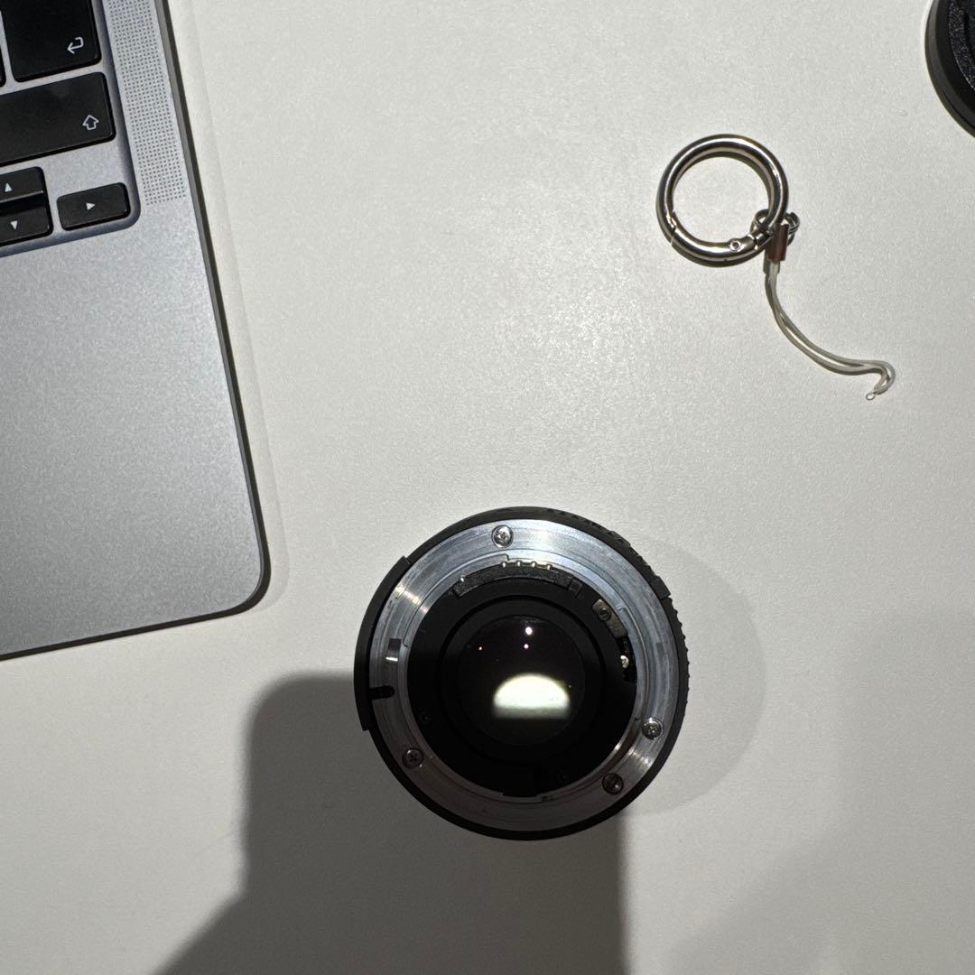 ニコンNikon AF NIKKOR 50mm F1.8D 一眼レフカメラレンズ