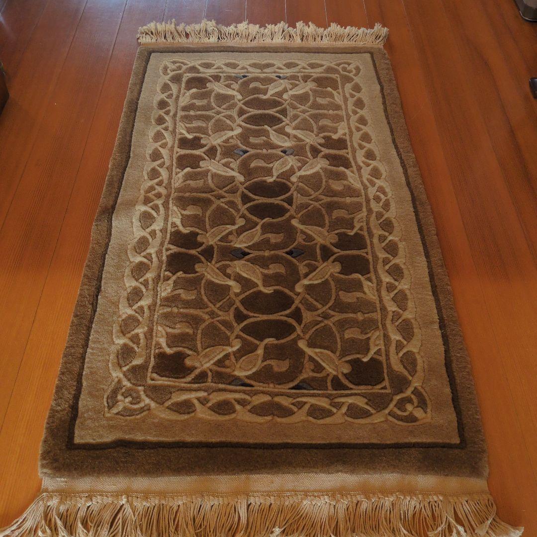 特選　天然色羊毛100% 中国段通 元宝緞通 100段 約130cm×62cm