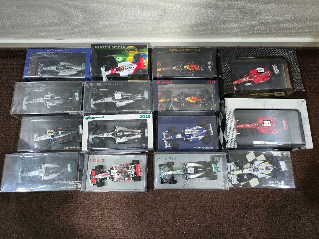 F1ミニカー　ミニチャンプス　スパーク　ミニカー