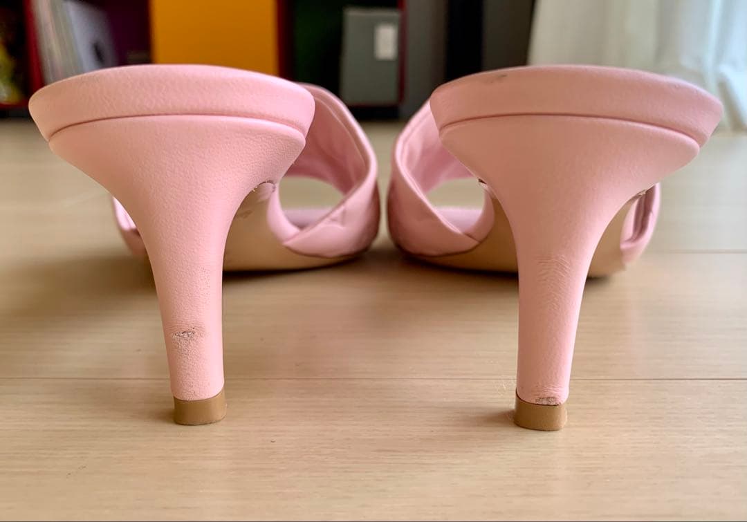 Louis Vuitton ピンクモノグラムエンボス レザーミュール24.5相当