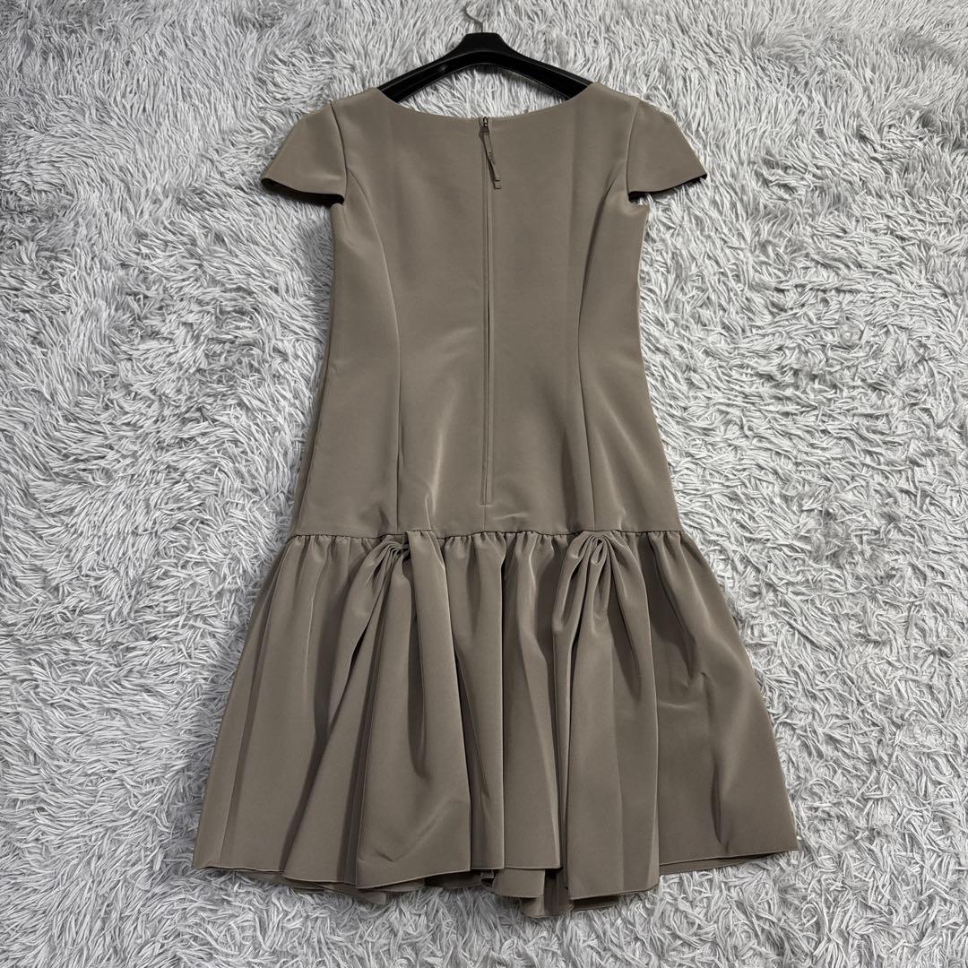 美品✨フォクシー ギャザーフレアワンピース 半袖 ラウンドネック エスプレッソ