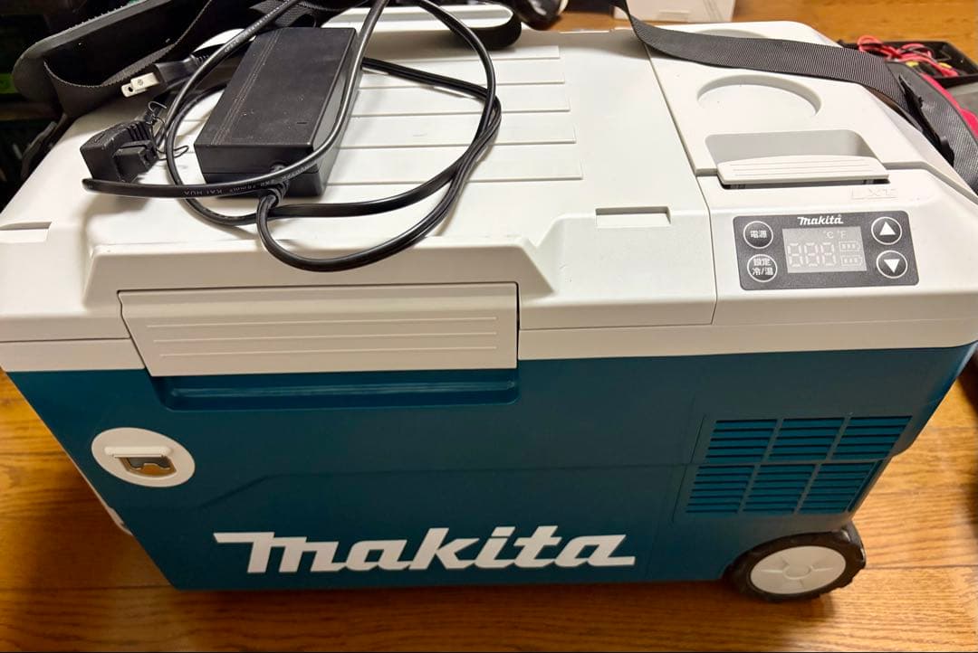 Makita 冷温庫 20L CW180D ACアダプター付