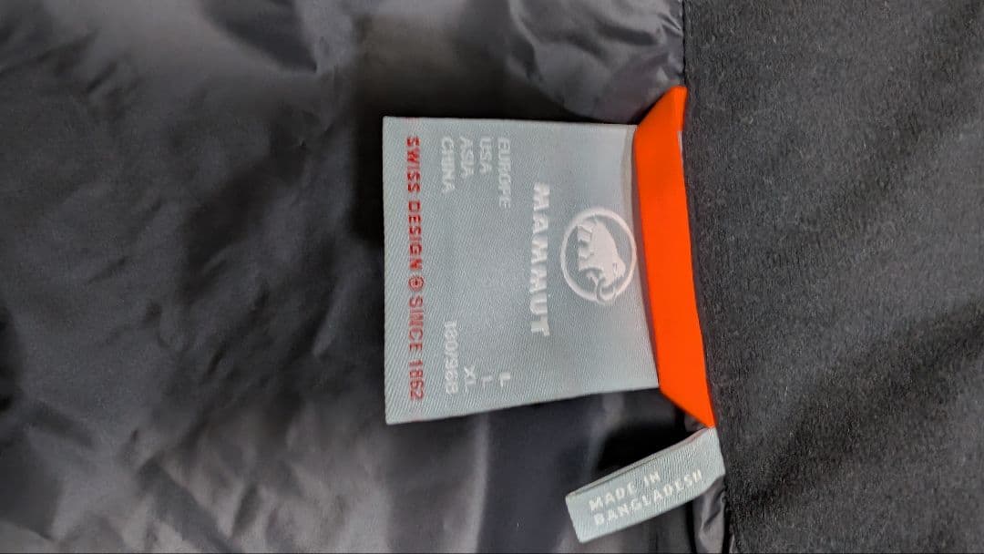 MAMMUT　ダウンベスト