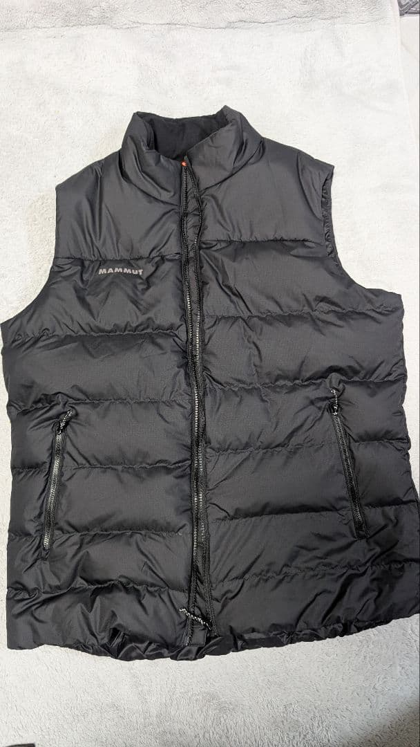 MAMMUT　ダウンベスト
