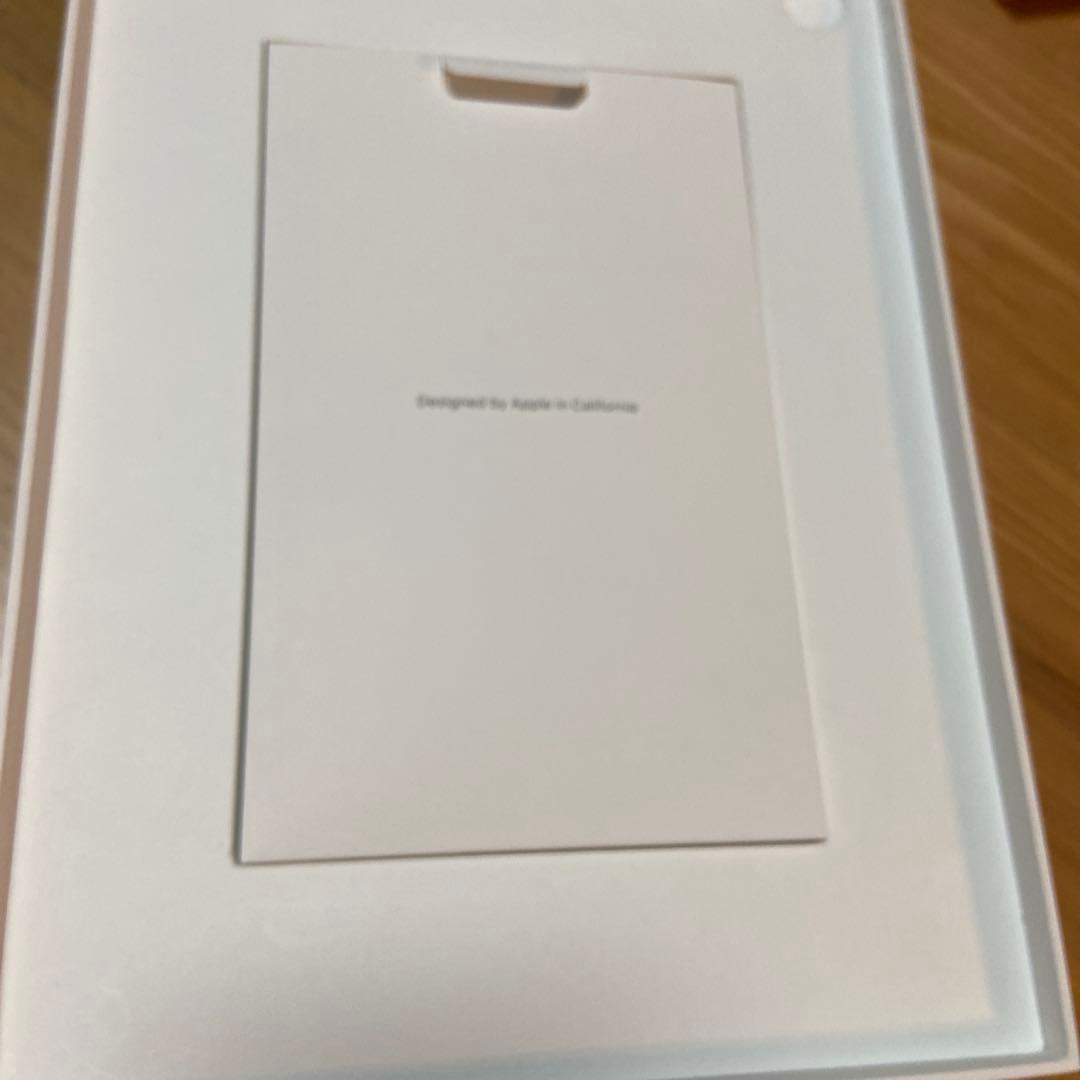 iPad 第10世代　64GB