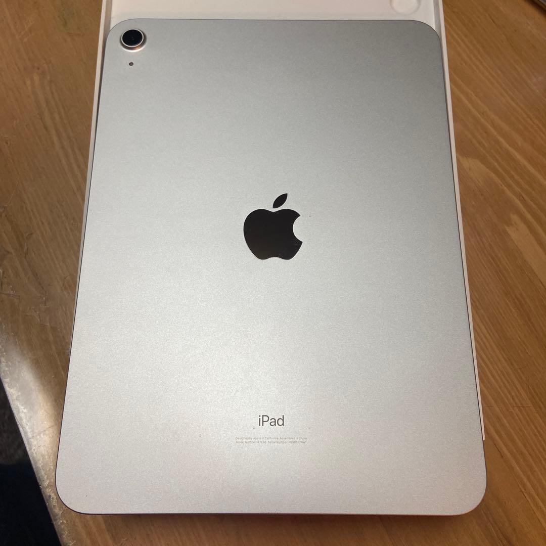 iPad 第10世代　64GB