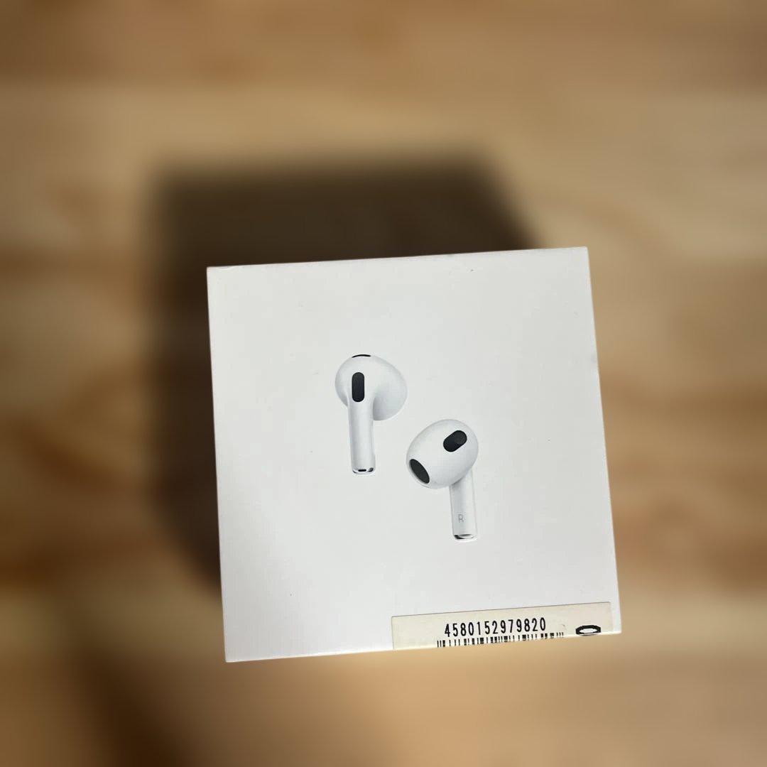 AirPods本体 ホワイト第3世代