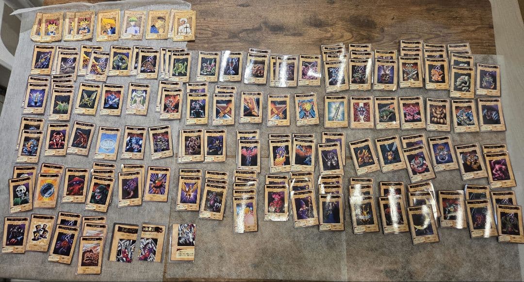遊戯王バンダイ版　引退品まとめ売り　84種類　全151枚