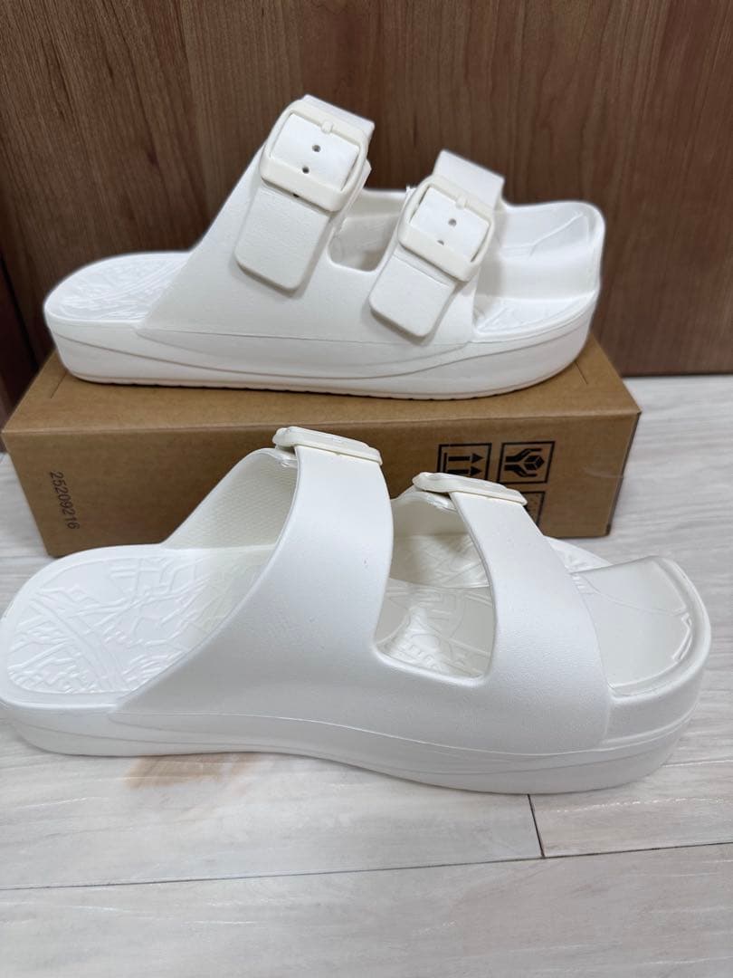 イージーサンダル　ラップホワイト Racbaki