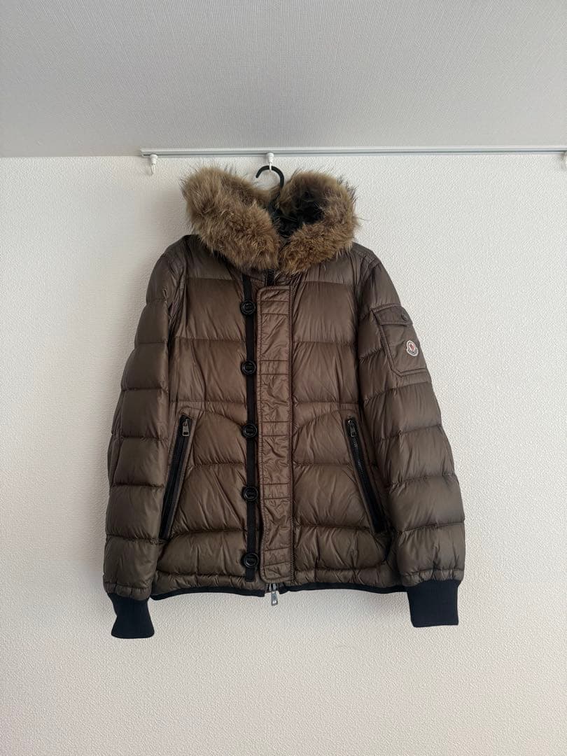 MONCLER フード付きカーキ(ブラウン)ダウンジャケット
