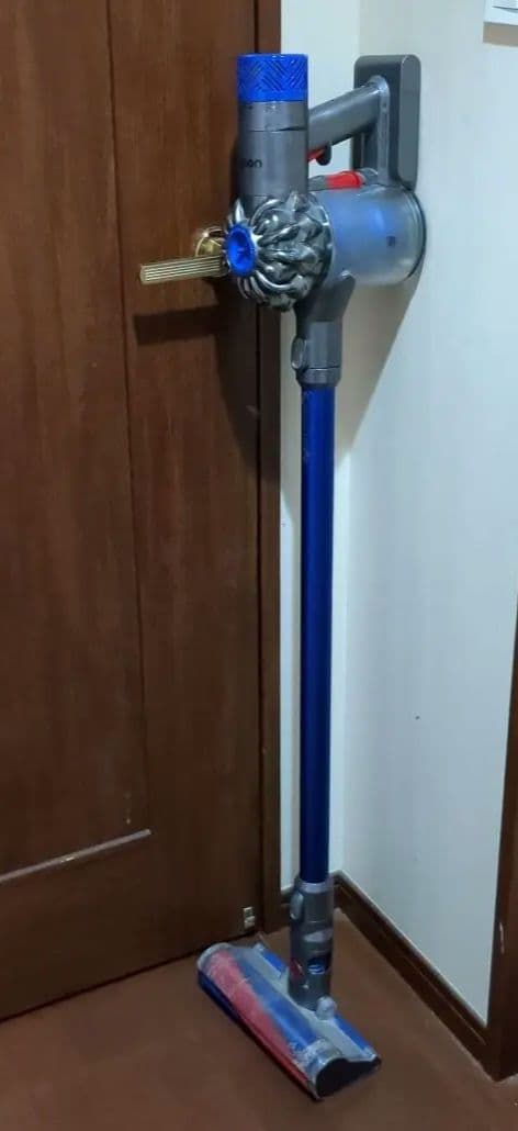 ジャンク品　ダイソン　スティッククリーナー　V6