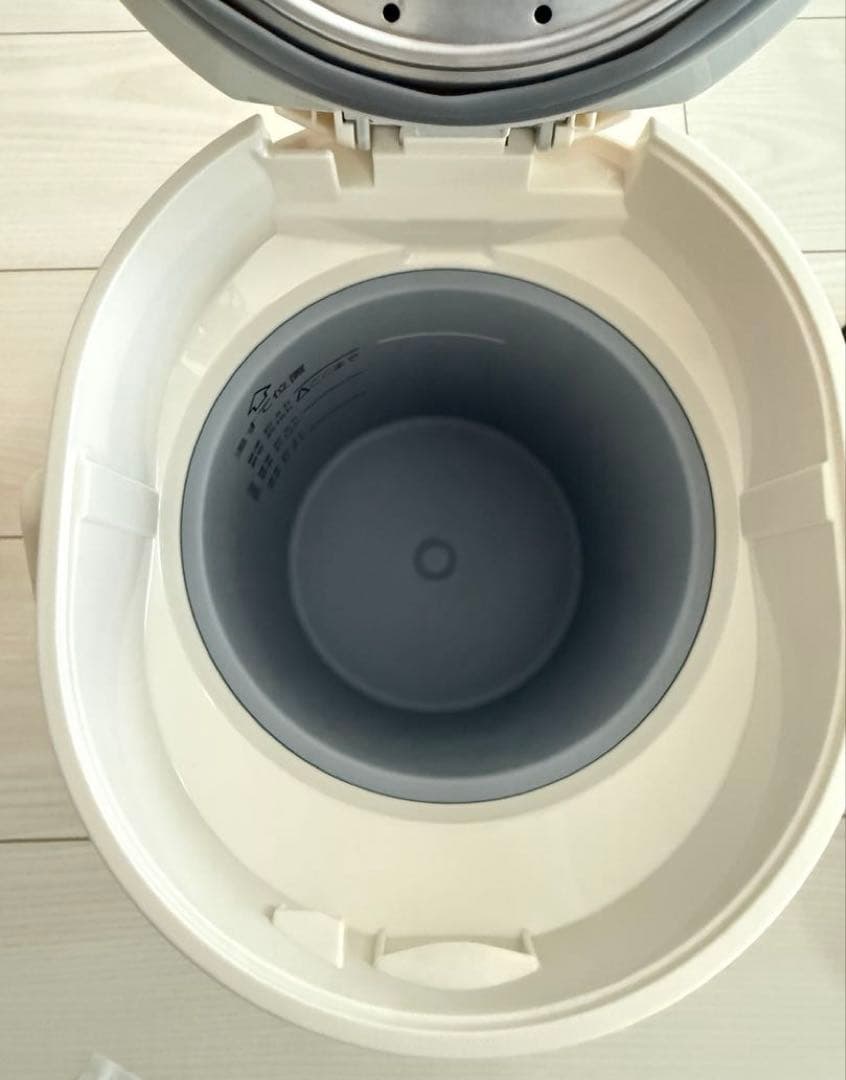 ZOJIRUSHI 象印 スチーム式加湿器 EE-MA20型 2024年製