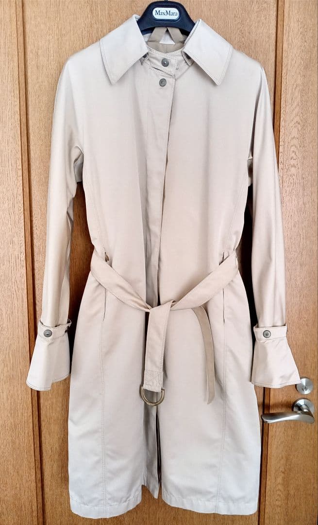 【新品未使用】MaxMara レインコート　ベージュ