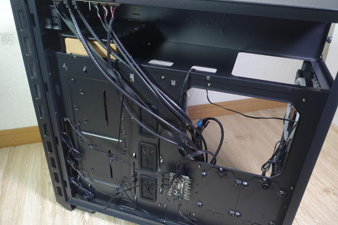 【未使用】 Sharkoon NIGHT SHARK RGB