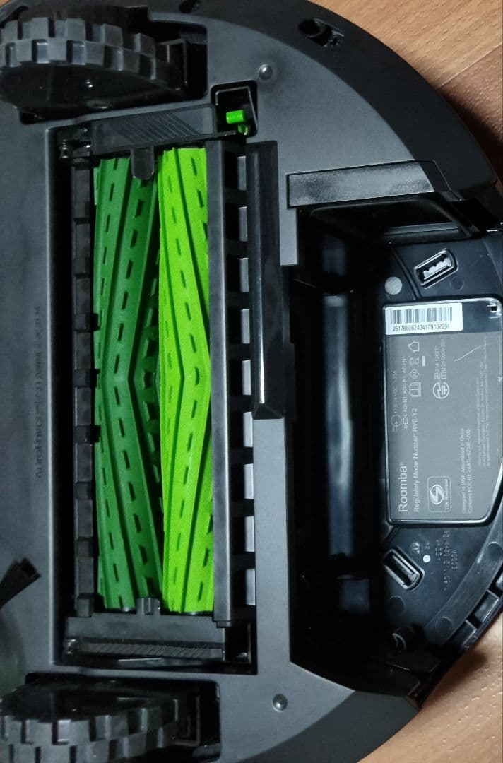 ルンバiRobotルンバj5Combo【24年製】使用50時間未満　極美品