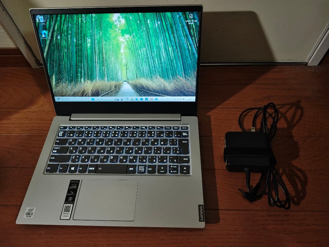 Lenovo ノートPC Intel Core i5 12GB 256GB