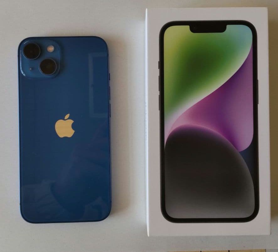 【美品・バッテリー100％】Apple iPhone 13 本体