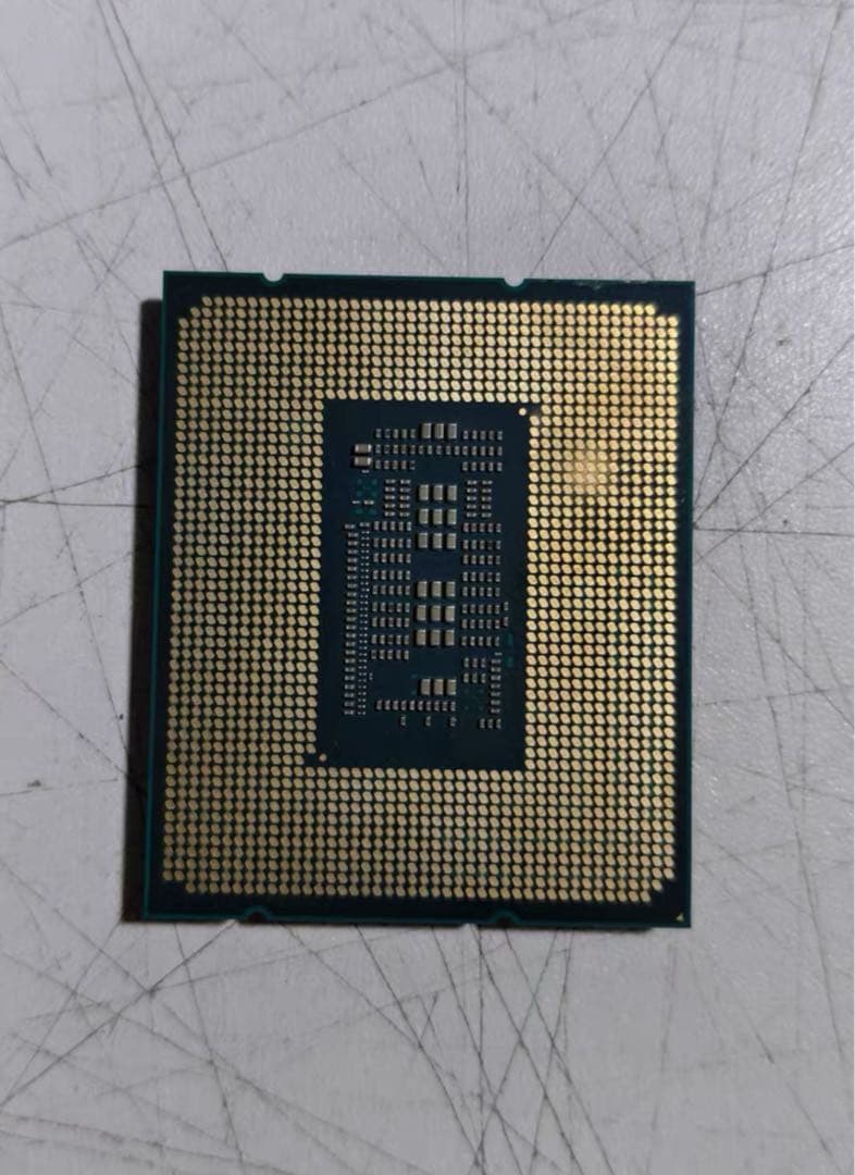 CPU Intel Core i9-12900Kf動作未確認