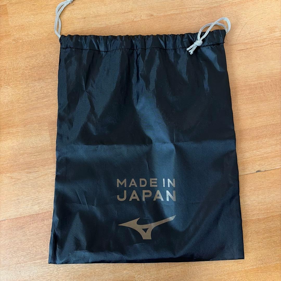 Mizuno ミズノ Morelia Neo3β レッド スパイク 26.5