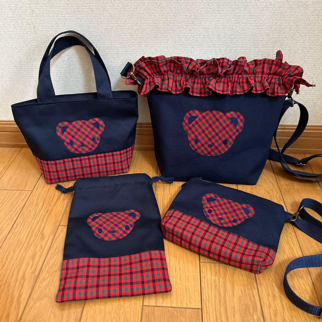 ビックマム様オーダー^ ^ファミリアチェックくまのアップリケミニトート