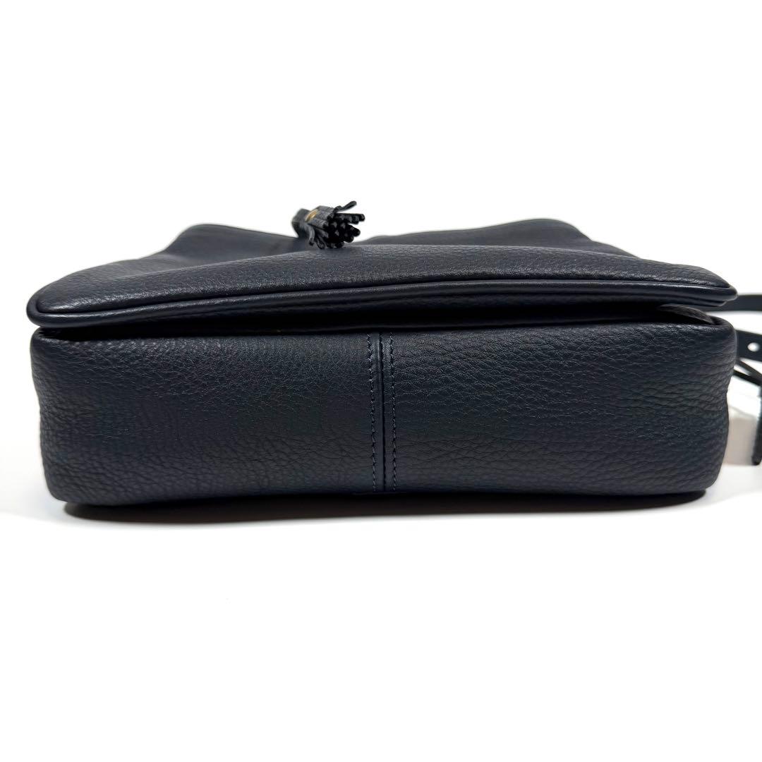 【未使用級】【近年】フェリージ　ショルダーバッグ　シボ革　タッセル　ネイビー