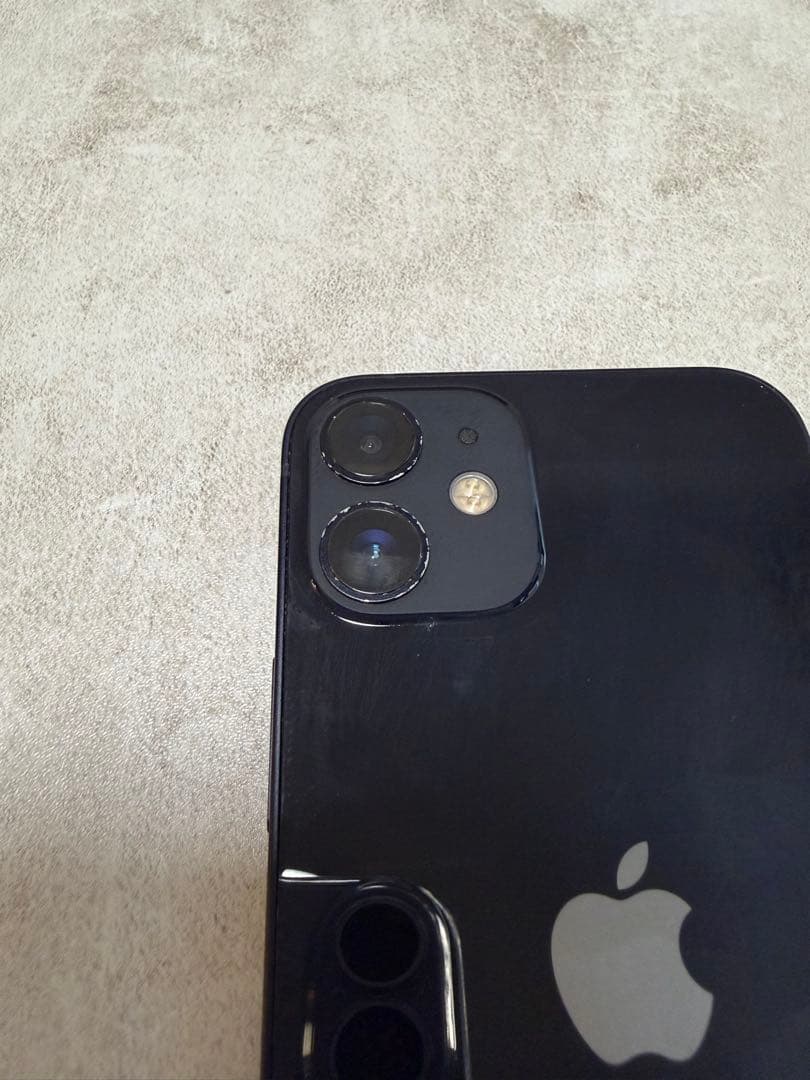 Apple iPhone 12ミニ　ブラック