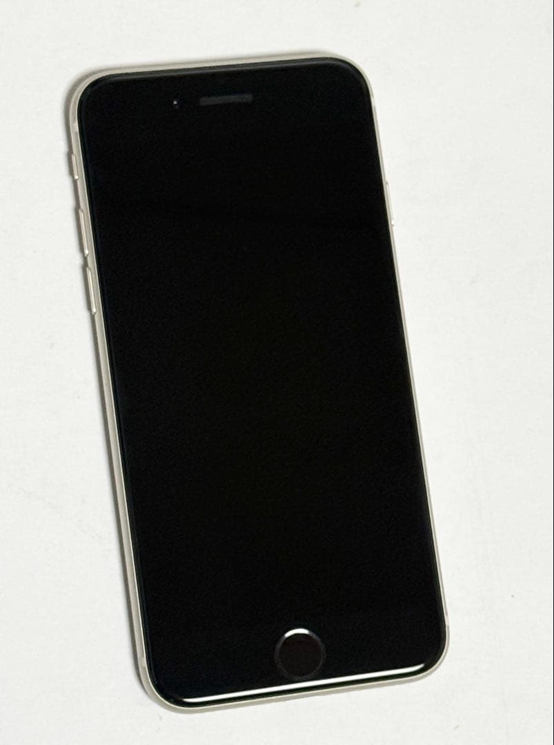 未使用に近い　バッテリー最大容量100%　iPhone SE 第3世代 64GB