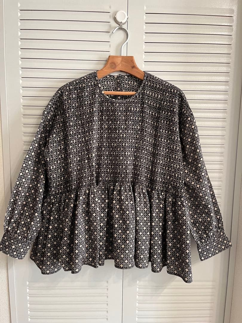 お値下げします‼️maison de soil メゾンドソイル ピンタックブラウス