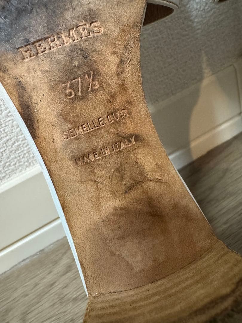 HERMESオアジスホワイト37ハーフ