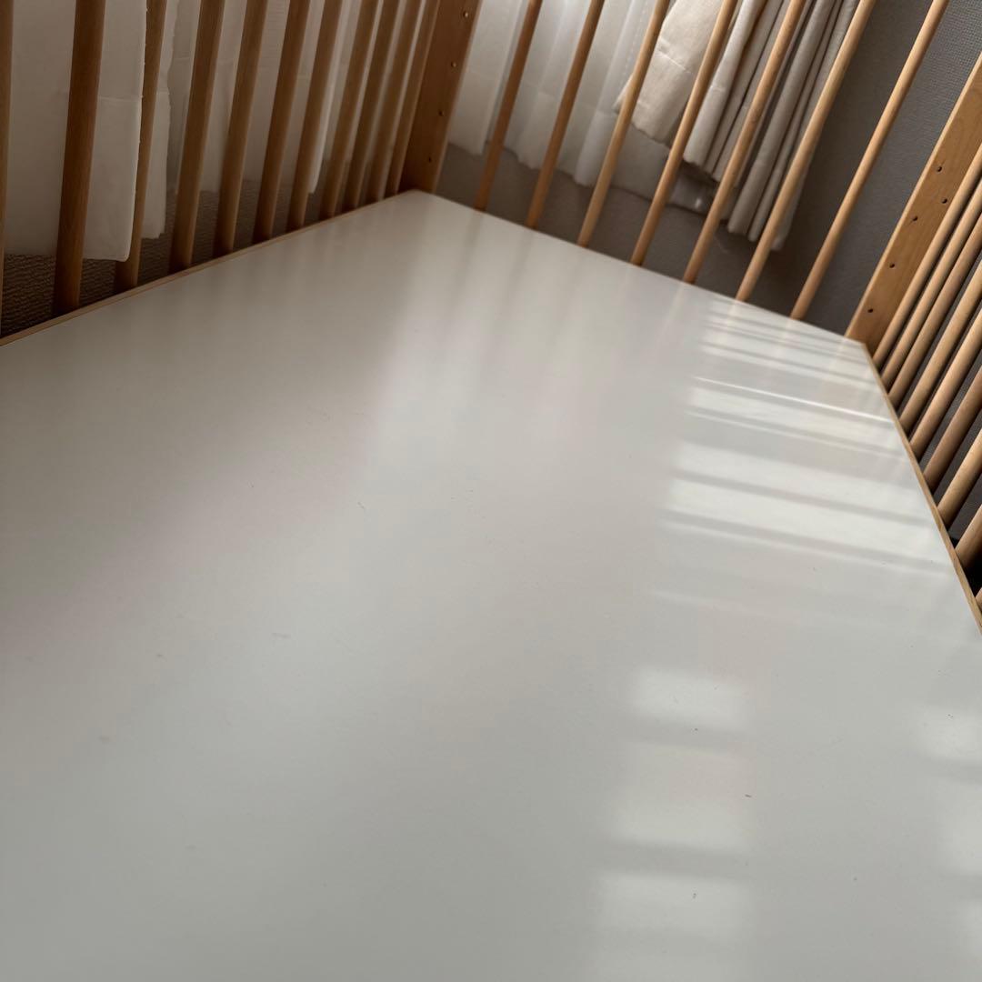 【学習机にもできる】DIDI 木製　ベビーベッド キャスター付き　高さ調節可能