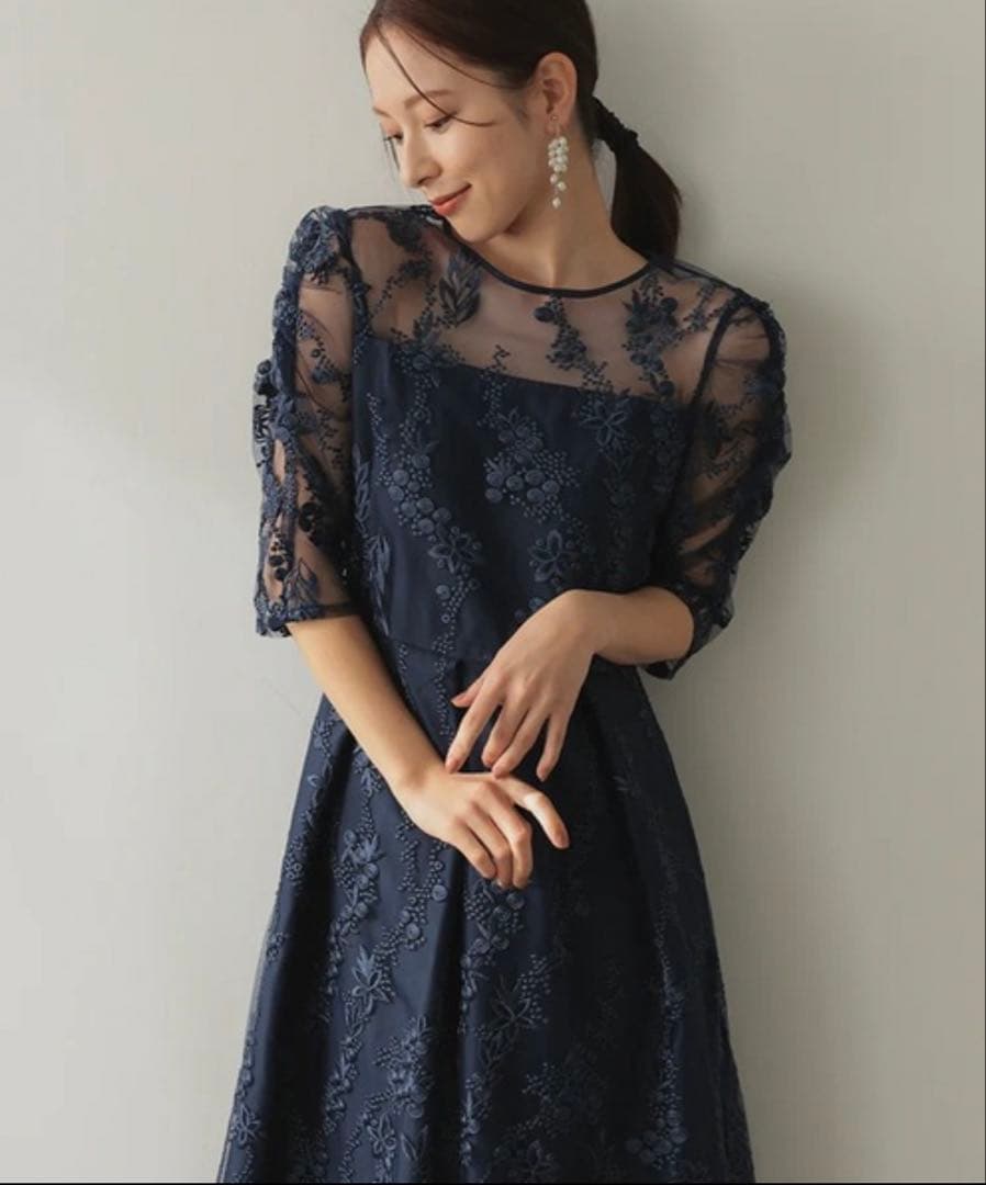 プレフェリール　結婚式　ネイビー　ドレス チュール　刺繍　レース　バックリボン