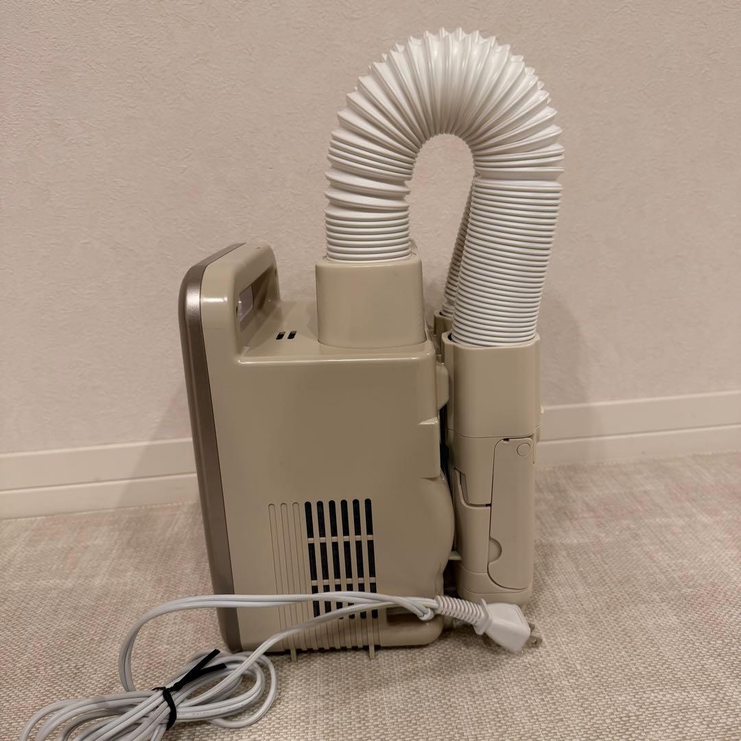 アイリスオーヤマふとん乾燥機 カラリエ KFK-401-N