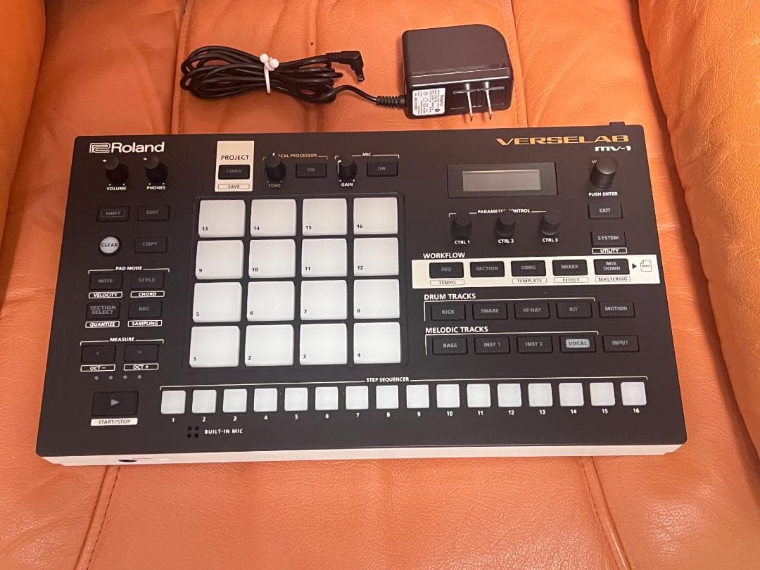 Roland Verselab MV-1 + セミハードケース