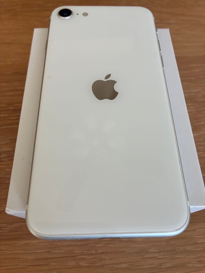 美品　iPhone SE2 sim フリー　64GB ホワイト
